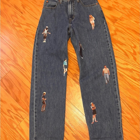 Levi’s x Stranger Things Dad Jeans 24 Joe Stoned Blue Medium Wash 100% Cotton - Picture 3 of 13